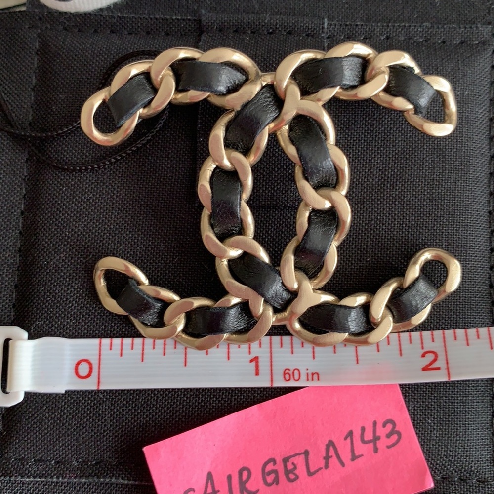 Chanel Classic Brooch Interwoven Leather - Picture 9 of 11